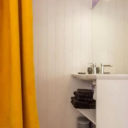 Grande Maison En Bois Avec Parc, Terrasse, Jeux Et Equipements Modernes Entre Nantes Et Pornic - Fr-1-306-1051