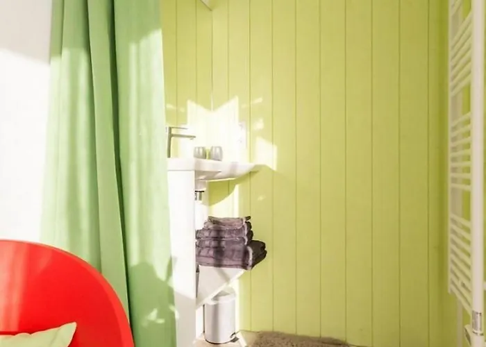 Grande Maison En Bois Avec Parc, Terrasse, Jeux Et Equipements Modernes Entre Nantes Et Pornic - Fr-1-306-1051