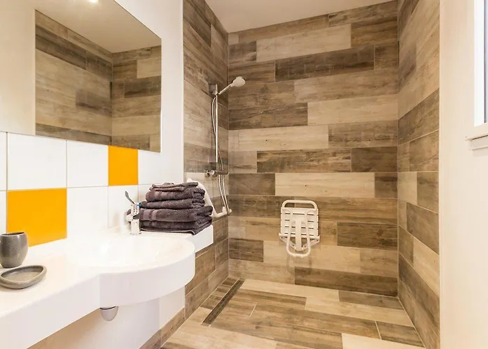 Grande Maison En Bois Avec Parc, Terrasse, Jeux Et Equipements Modernes Entre Nantes Et Pornic - Fr-1-306-1051 Дом отдыха *